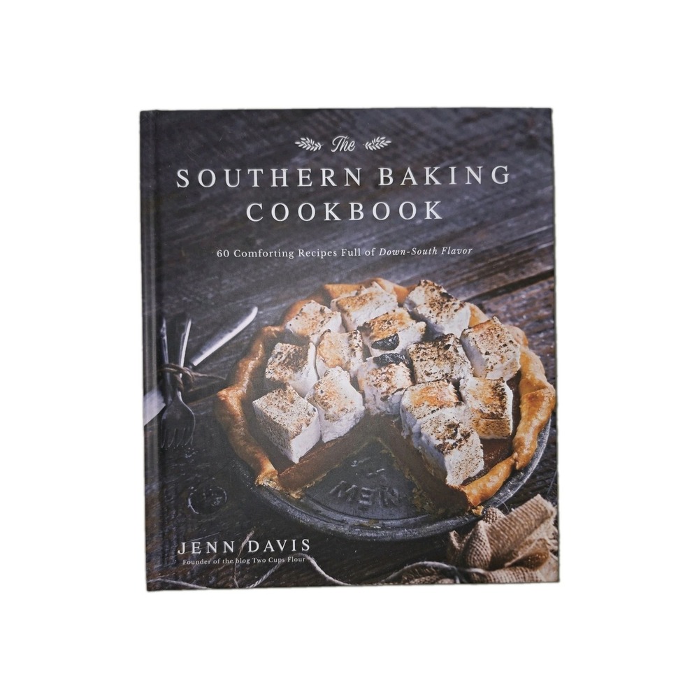 Southern Baking Cookbook Jenn‎ Davis 2021 First Print Regional Desserts Page HC